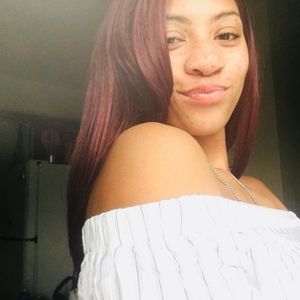 Meet your Posher, Cece